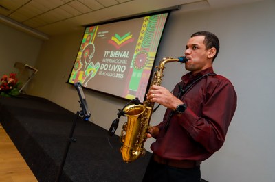 cafe_bienal-foto-jonatas-medeiros-19_54723200891_o.jpg