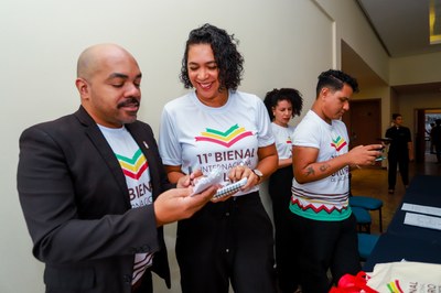cafe_bienal-foto-jonatas-medeiros-37_54723420829_o.jpg