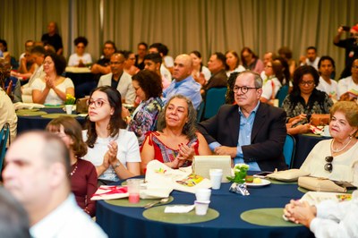 cafe_bienal-foto-jonatas-medeiros-74_54723422279_o.jpg