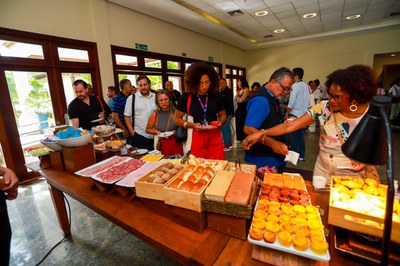 cafe_bienal-foto-jonatas-medeiros-8_54722369367_o.jpg