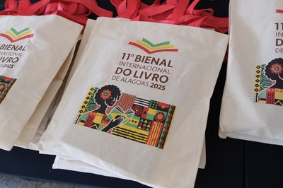cafe_bienal-foto-renner-boldrino-1_54722846788_o.jpg