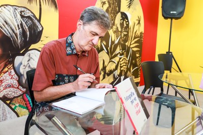 Bienal 02-11 - Foto Jonatas Medeiros-07.jpg