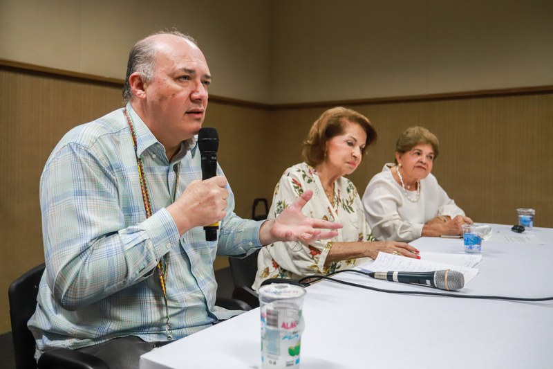 "Avaliações no Brasil estão presas a modelos tradicionais", diz Maria Helena Castro