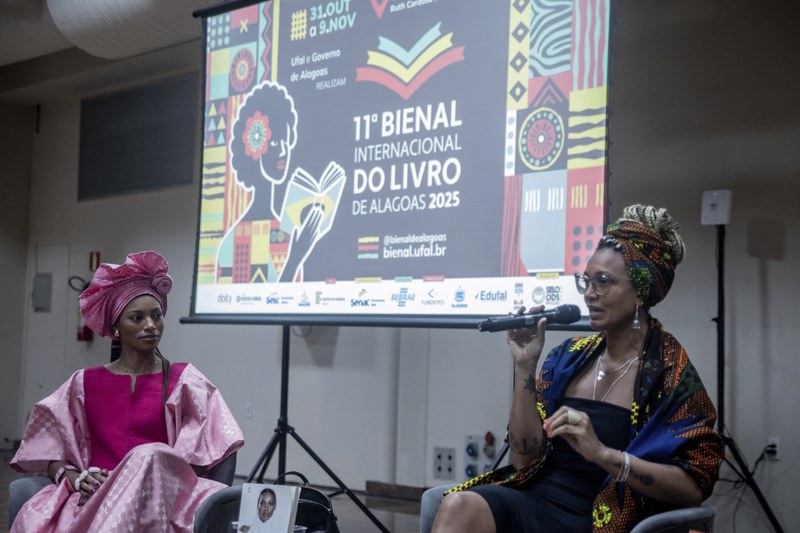 Bate-papo sobre corpo e ancestralidade movimenta Bienal
