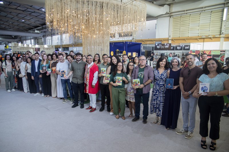Curso de Serviço Social da Ufal lança sete novos livros