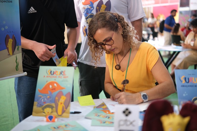 Livro aborda temas delicados de maneira lúdica e sutil para crianças