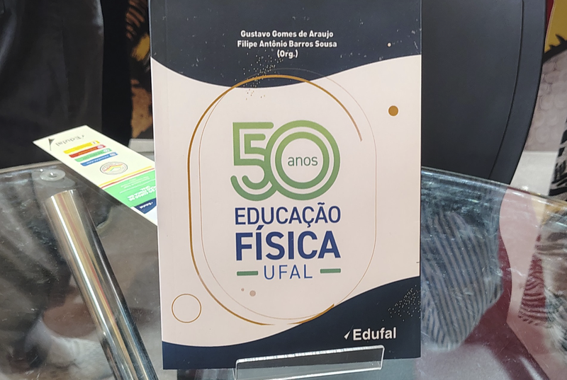 Livro retrata 50 anos do curso de Educação Física da Ufal