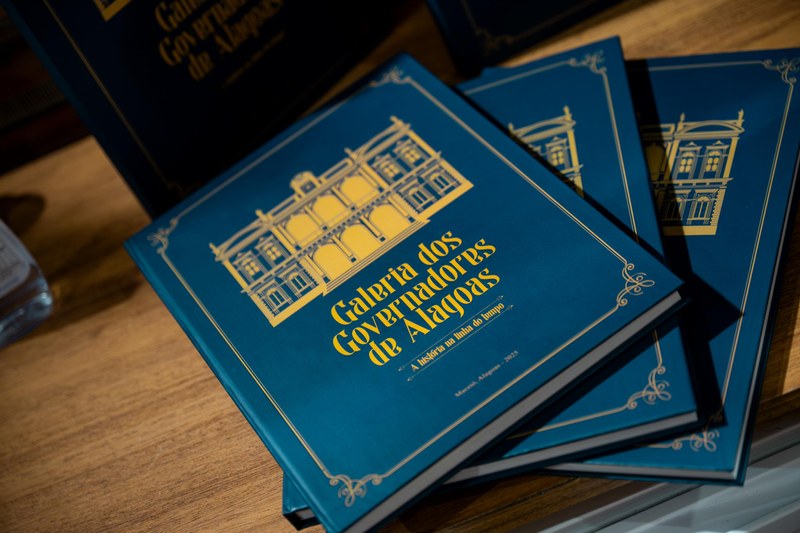 Livro que reúne a história dos governadores de Alagoas é lançado
