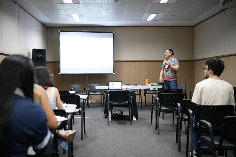 Oficina de letramento indigena trouxe reflexão e aprendizado