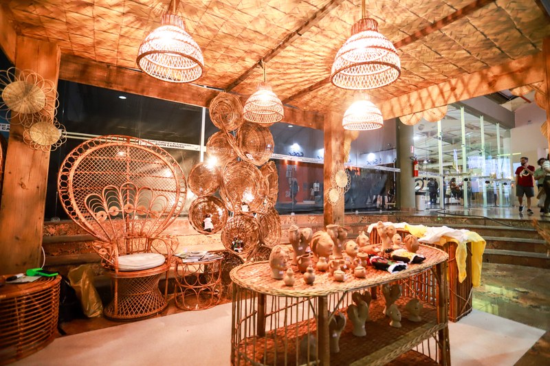 Quilombo Muquém mantém tradição das peças feitas de barro