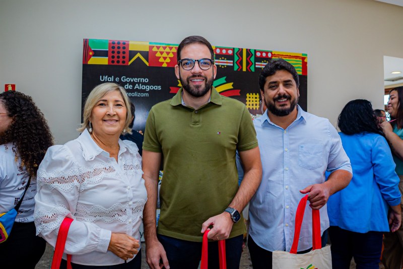 Semed participa do lançamento da 11ª Bienal do Livro de Alagoas Semed participa do lançamento da 11ª Bienal do Livro de Alagoas